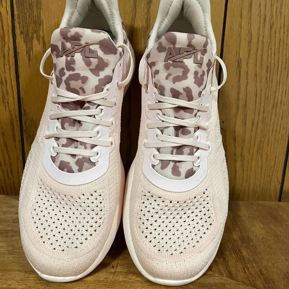 APL" TechLoom Tracer Sneakers -Pink - Picture 8 of 13